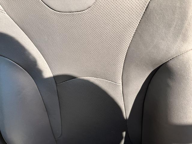 プリウス Ａプレミアム　ツーリングセレクション　Ａ　プレミアム　“ツーリングセレクション”事故歴無し　バックモニター　フルエアロ　ＬＥＤヘッドライト　バックモニター　盗難防止装置　障害物センサー　シートヒーター（48枚目）