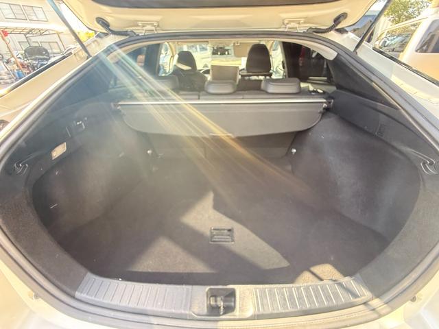 プリウス Ａプレミアム　ツーリングセレクション　Ａ　プレミアム　“ツーリングセレクション”事故歴無し　バックモニター　フルエアロ　ＬＥＤヘッドライト　バックモニター　盗難防止装置　障害物センサー　シートヒーター（58枚目）