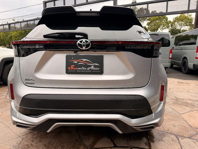 ��������ƃR���p�N�g�J�[�Ɍ����܂���