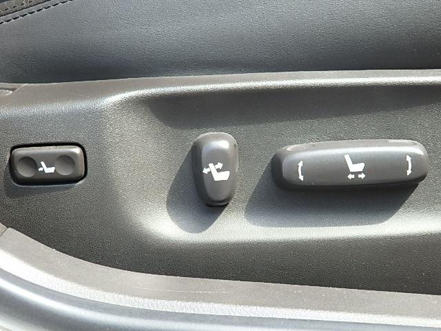 ベースグレード ハイブリッド 黒革 エアーシート 純正ナビ フルセグ Bluetooth バックカメラ クルーズコントロール パワーシート コーナーセンサー スマートキー プッシュスタート ETC HID ステリモ(51枚目)