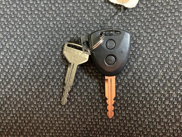 �L�[���X�G���g���[���t���Ă܂��i�O�|�O�j�@�@�J�M���ɃL�[���������܂��Ƀ{�^����ŊJ���o����̂Ŕ��ɕ֗��ł���@�@�@�@�@���₢���킹�͖����d�b�@�O�O�V�W�|�U�O�S�X�|�Q�R�R�P�@�I�����W�I�[�g�܂�