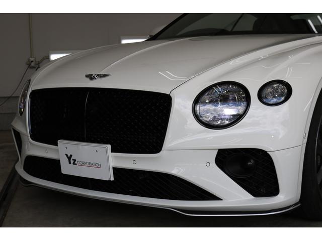 コンチネンタル ＧＴ　Ｖ８エクイノックス・エディション　マリナー　カーボンエクステリアア　　ブラックライン　ドライビング　ティ　ツーリングスペック　フロントシートコンフォートスペック　ディープパイルマット　ＨＵＤ　２２インチＡＷ　ムードライティング　ＨＵＤ（18枚目）