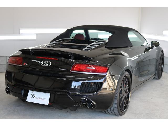 AUDI R8 SPYDER BASEGRADE