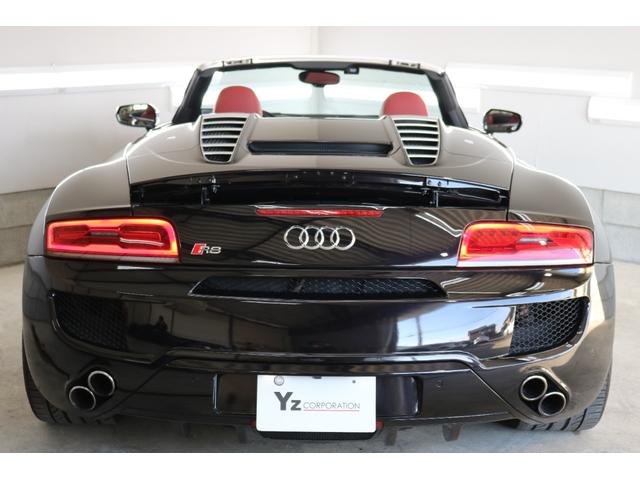 AUDI R8 SPYDER BASEGRADE