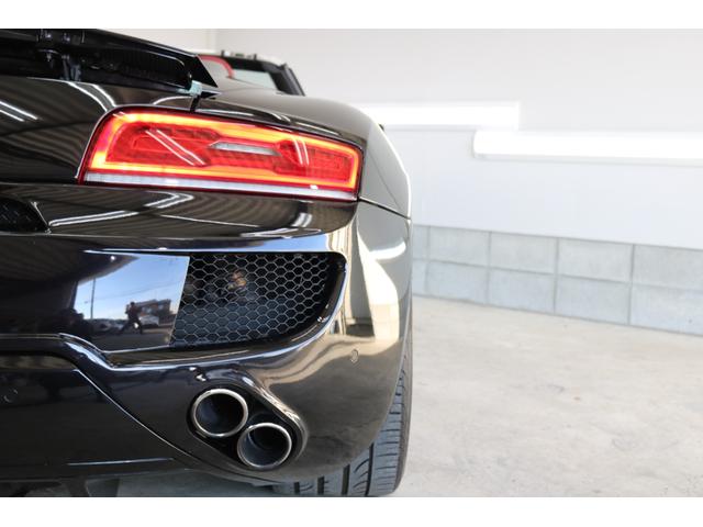 AUDI R8 SPYDER BASEGRADE