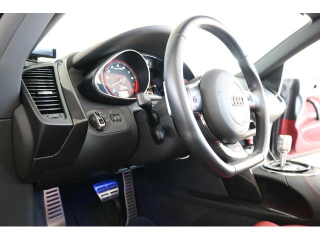 AUDI R8 SPYDER BASEGRADE