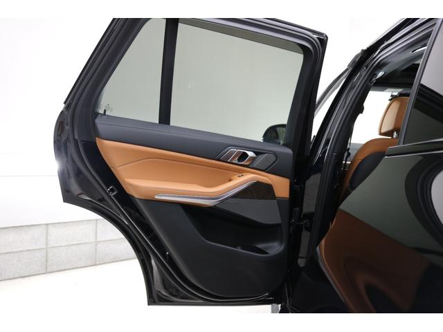X5 xDrive 40d Mスポーツハイラインパッケージ 7人乗 ブラックサファイア コニャックレザー ベンチレーション ヒーター パノラマSR ヒートコンフォートP イージークロージャー OP21インチAW 前後ドラレコ レーダー探知機 1オーナー 禁煙車(29枚目)