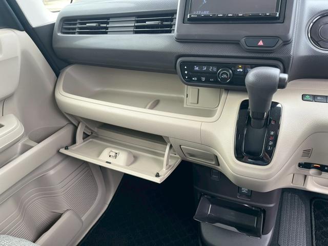 Ｎ－ＢＯＸ Ｇホンダセンシング　下取直売・禁煙車・ワンオーナー・カーナビ・Ｂｌｕｅｔｏｏｔｈ・ワンセグＴＶ・ＣＤ再生・バックカメラ・衝突被害軽減ブレーキ・ＥＴＣ・スマートキー＆プッシュスタート・ベンチシート・ルームクリーニング（26枚目）