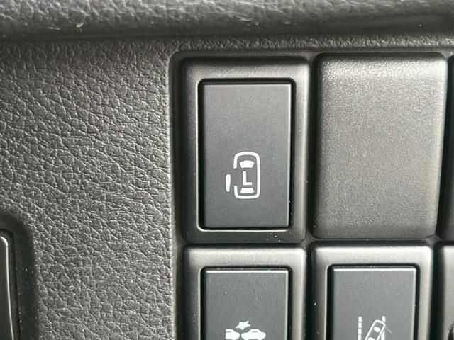 スペーシア Gリミテッド 禁煙車・カーナビ・Bluetooth・フルセグTV・CD/DVD再生・バックカメラ・ETC・片側電動スライドドア・衝突被害軽減ブレーキ・スマートキープッシュスタート・ベンチシート・ルームクリーニング(11枚目)