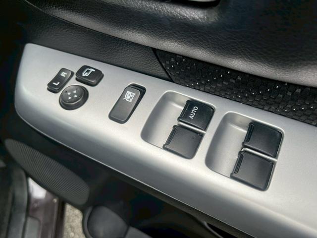 スペーシア Gリミテッド 禁煙車・カーナビ・Bluetooth・フルセグTV・CD/DVD再生・バックカメラ・ETC・片側電動スライドドア・衝突被害軽減ブレーキ・スマートキープッシュスタート・ベンチシート・ルームクリーニング(76枚目)