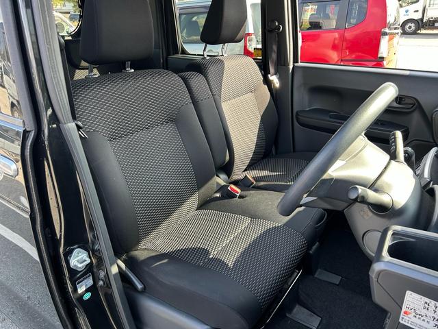 【室内】納車前にはルームクリーニングを行います！家族が使う車の様に、丁寧に清掃していきます！