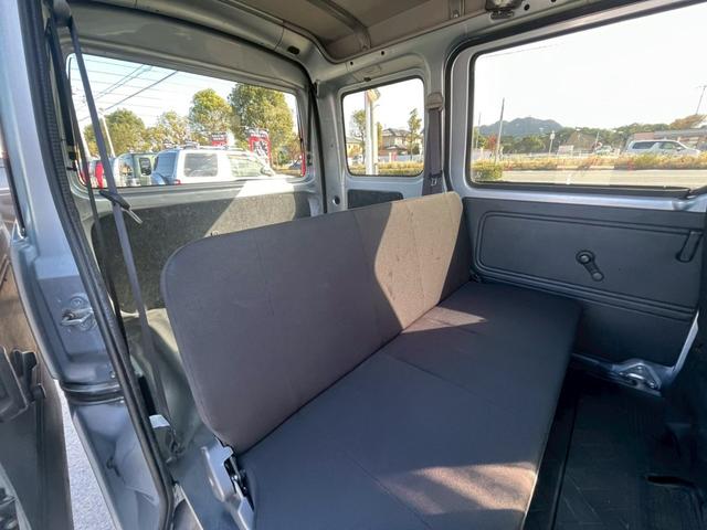 ハイゼットカーゴ ＤＸ　ＳＡＩＩＩ　禁煙車・衝突被害軽減ブレーキ・キーレスキー・アイドリングストップ・バックカメラ・ルームクリーニン（13枚目）