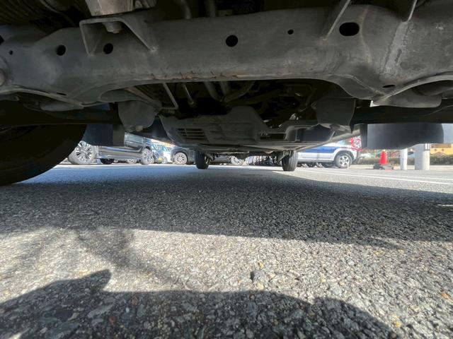 ハイゼットカーゴ ＤＸ　ＳＡＩＩＩ　禁煙車・衝突被害軽減ブレーキ・キーレスキー・アイドリングストップ・バックカメラ・ルームクリーニン（23枚目）