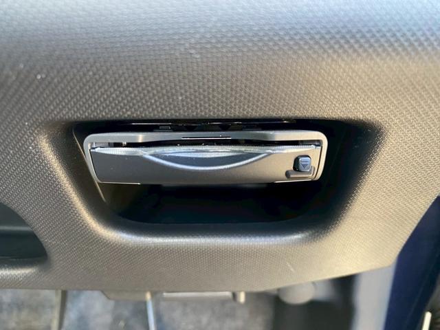 ステラ カスタムR 雹害車・禁煙車・ETC・アイドリングストップ・カーナビ・Bluetooth・フルセグTV・CD/DVD再生・スマートキー&プッシュスタート・ベンチシート・ルームクリーニング!(66枚目)