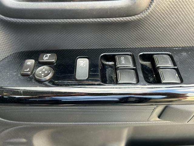 スペーシアカスタム ハイブリッドＸＳターボ　雹害車・ＥＴＣ・バックカメラ・両側電動スライドドア・カーナビ・Ｂｌｕｅｔｏｏｔｈ・フルセグＴＶ・ＣＤ／ＤＶＤ再生・クルーズコントロール・スマートキー＆プッシュスタート・ベンチシート・ルームクリーニン（23枚目）