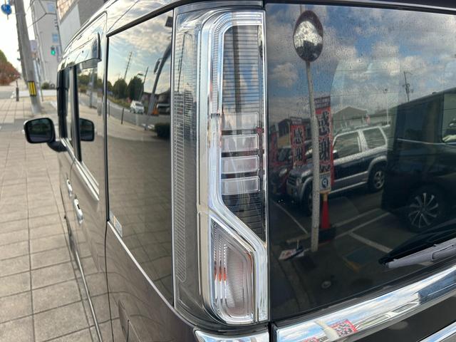 スペーシアカスタム ハイブリッドＸＳターボ　雹害車・ＥＴＣ・バックカメラ・両側電動スライドドア・カーナビ・Ｂｌｕｅｔｏｏｔｈ・フルセグＴＶ・ＣＤ／ＤＶＤ再生・クルーズコントロール・スマートキー＆プッシュスタート・ベンチシート・ルームクリーニン（56枚目）
