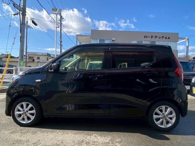 デイズ X カーナビ・ETC・Bluetooth・フルセグTV・CD再生・スマートキー&プッシュスタート・クリアランスソナー・アイドリングストップ・ベンチシート・ルームクリーニング!(46枚目)