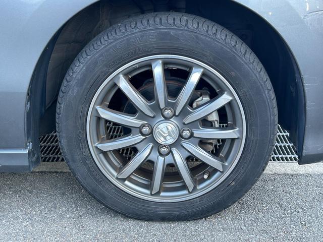 �y���q�i���z���K�̃I�[�N�V�������ō����]��������ꂽ�N���}�ł��I���ÎԂ̒��ł́A�L���C�ȂP��ł���������