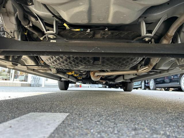 ミライース X リミテッドSAIII 禁煙車・カーナビ・バックカメラ・Bluetooth・ワンセグTV・CD再生・キーレスキー・アイドリングストップ・ベンチシート・ルームクリーニング(24枚目)