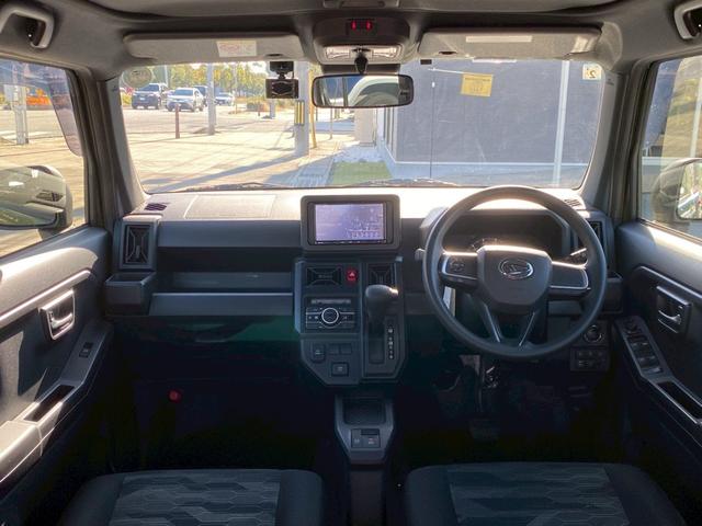 タフト Ｘ　下取直売・カーナビ・Ｂｌｕｅｔｏｏｔｈ・ワンセグＴＶ・ＣＤ再生・バックカメラ・禁煙車・ＥＴＣ・ワンオーナ・衝突軽減ブレーキ・スマートキー＆プッシュスタート・ベンチシート・ルームクリーニング（12枚目）