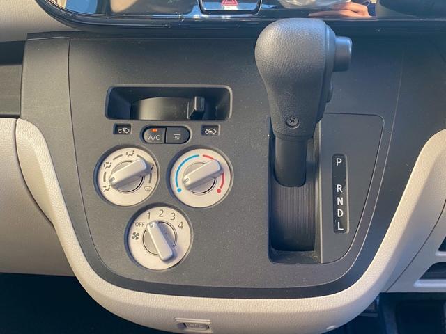 デイズルークス S 雹害車・ETC・衝突軽減ブレーキ・アイドリングストップ・CD再生&AM・FMラジオ・キーレス・ベンチシート・ルームクリーニング!(21枚目)