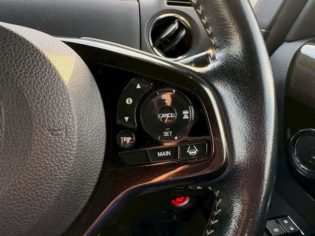 Ｎ－ＢＯＸカスタム Ｇ・Ｌターボホンダセンシング　雹害車・禁煙車・カーナビ・Ｂｌｕｅｔｏｏｔｈ・フルセグＴＶ・ＣＤ／ＤＶＤ再生・両側電動スライドドア・ＥＴＣ・バックカメラ・衝突被害軽減ブレーキ・スマートキー＆プッシュスタート・ルームクリーニング（20枚目）