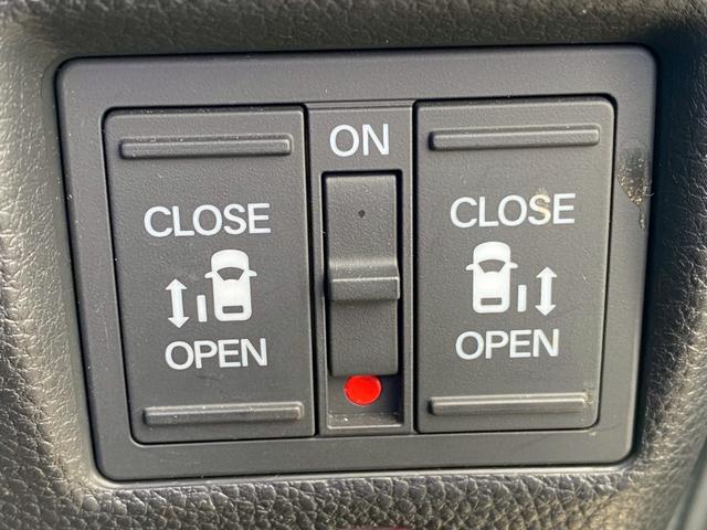 N-BOXカスタム G・Lターボホンダセンシング 雹害車・両側電動スライドドア・バックカメラ・禁煙車・ETC・衝突軽減ブレーキ・カーナビ・Bluetooth・フルセグTV・CD再生・スマートキー&プッシュスタート・ベンチシート・ルームクリーニング(11枚目)