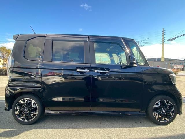 N-BOXカスタム G・Lターボホンダセンシング 雹害車・両側電動スライドドア・バックカメラ・禁煙車・ETC・衝突軽減ブレーキ・カーナビ・Bluetooth・フルセグTV・CD再生・スマートキー&プッシュスタート・ベンチシート・ルームクリーニング(45枚目)