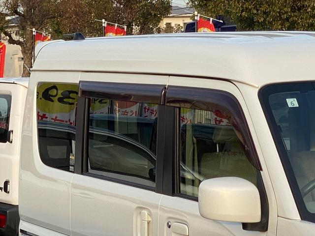 �y���q�i���z���K�̃I�[�N�V�������ō����]��������ꂽ�N���}�ł��I���ÎԂ̒��ł́A�Ƃ��Ă��L���C�ȂP��ł���������