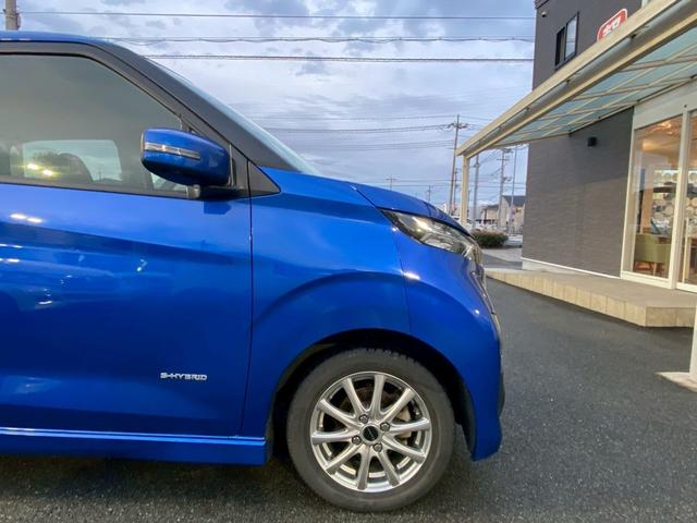 �y���q�i���z���K�̃I�[�N�V�������ō����]��������ꂽ�N���}�ł��I���ÎԂ̒��ł́A�L���C�ȂP��ł���������