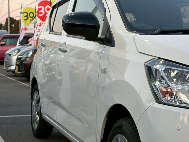 ミライース Ｘ　ＳＡＩＩＩ　禁煙車・ＥＴＣ・衝突被害軽減ブレーキ・カーナビ・Ｂｌｕｅｔｏｏｔｈ・ＣＤ／ＤＶＤ再生・キーレスキー・ベンチシート・ルームクリーニング（32枚目）