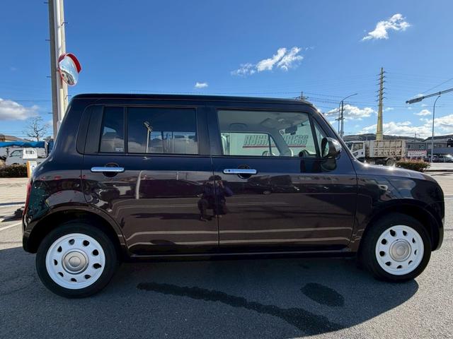 �y���q�i���z���K�̃I�[�N�V�������ō����]��������ꂽ�N���}�ł��I���ÎԂ̒��ł́A�L���C�ȂP��ł���������