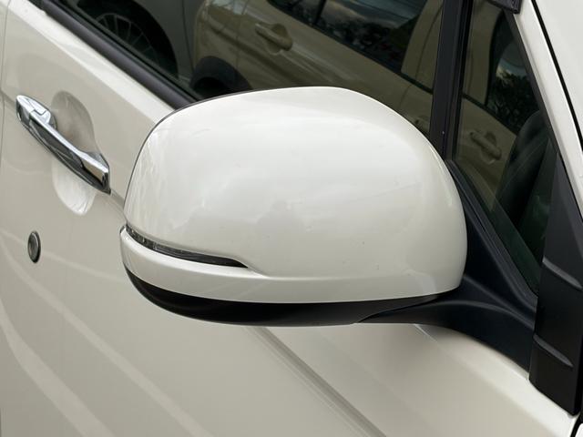 �y���q�i���z���K�̃I�[�N�V�������ō����]��������ꂽ�N���}�ł��I���ÎԂ̒��ł́A�L���C�ȂP��ł���������