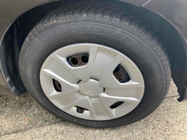 フィットハイブリッド ハイブリッド・１０ｔｈアニバーサリー　ハイブリッド　ドライブレコーダー　ＥＴＣ　バックカメラ　ナビ　ＴＶ　オートクルーズコントロール　オートライト　スマートキー　アイドリングストップ　電動格納ミラー　ＣＶＴ　盗難防止システム（31枚目）