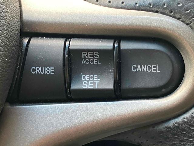 フィットハイブリッド ハイブリッド・１０ｔｈアニバーサリー　ハイブリッド　ドライブレコーダー　ＥＴＣ　バックカメラ　ナビ　ＴＶ　オートクルーズコントロール　オートライト　スマートキー　アイドリングストップ　電動格納ミラー　ＣＶＴ　盗難防止システム（43枚目）