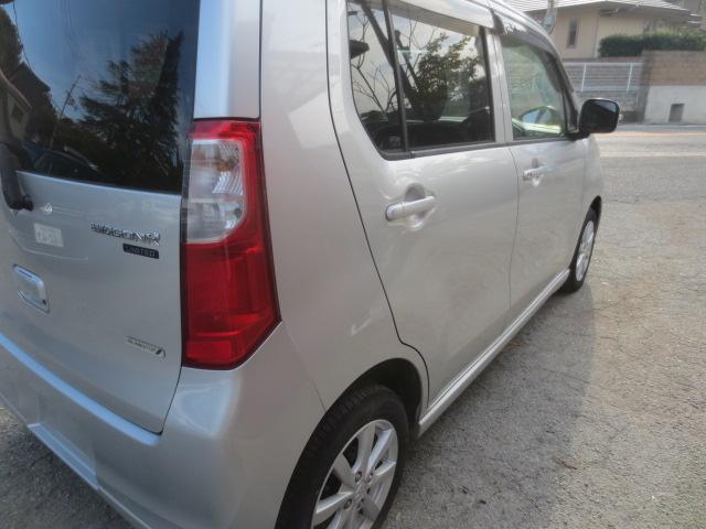 ワゴンＲ ＦＸリミテッド（8枚目）