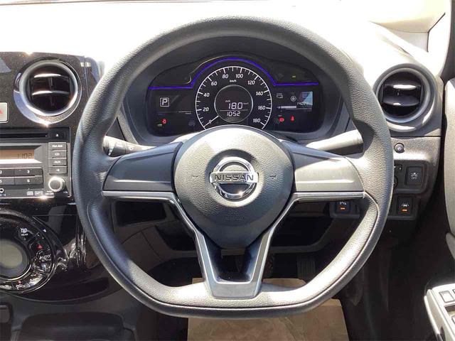 日産 ノート 5枚目