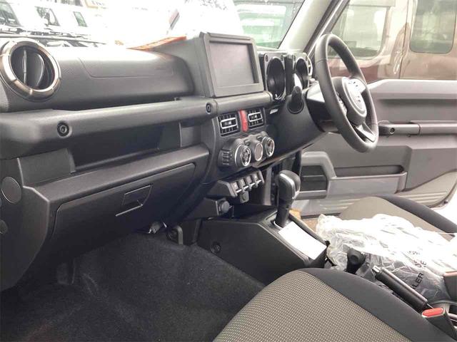 ジムニー XC 4WD クリアランスソナー オートクルーズコントロール レーンアシスト 衝突被害軽減システム ヘッドライトウォッシャー アルミホイール スマートキー 電動格納ミラー シートヒーター AT ESC(33枚目)