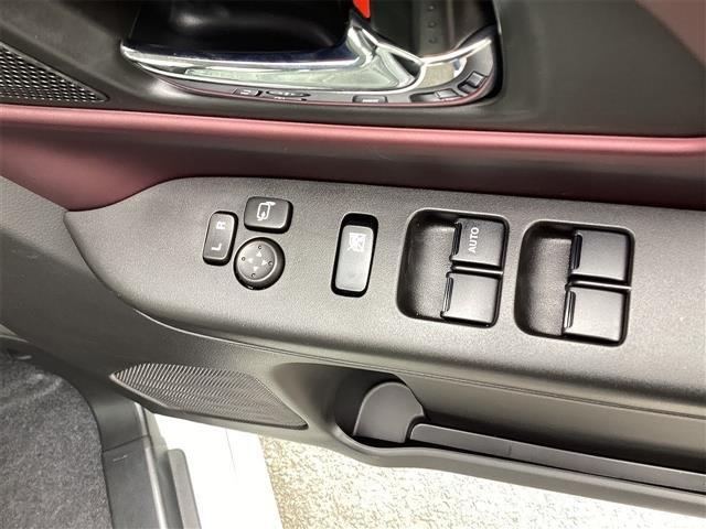 スペーシアカスタム ハイブリッドXS 両側電動スライドドア クリアランスソナー オートクルーズコントロール 衝突被害軽減システム オートライト LEDヘッドランプ スマートキー アイドリングストップ 電動格納ミラー シートヒーター(15枚目)