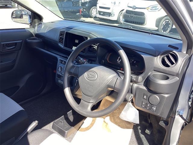 ダイハツ ミライース 12枚目