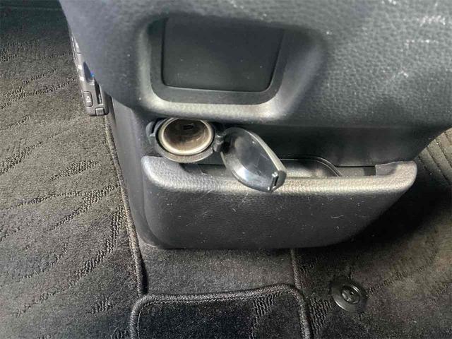 ヴォクシー Ｓ－Ｇ　ＥＴＣ　バックカメラ　ナビ　オートクルーズコントロール　衝突被害軽減システム　両側電動スライドドア　オートマチックハイビーム　オートライト　ＬＥＤヘッドランプ　スマートキー　電動格納ミラー（38枚目）