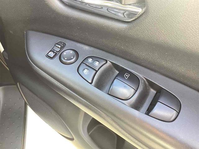 日産 セレナ 21枚目