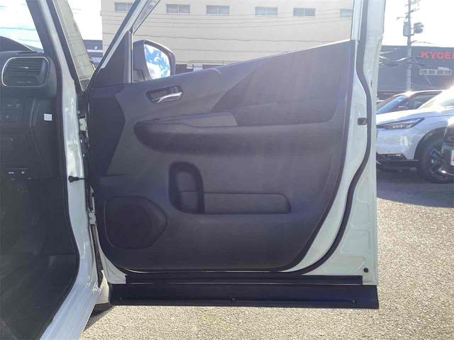 日産 セレナ 34枚目