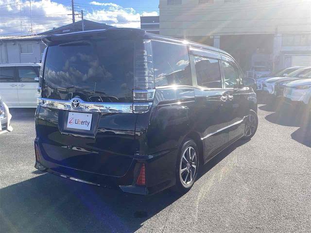 トヨタ ヴォクシー 15枚目