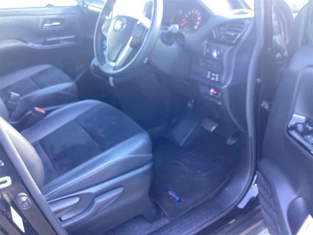 トヨタ ヴォクシー 33枚目