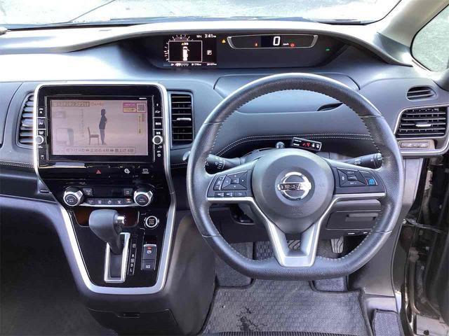 日産 セレナ 5枚目