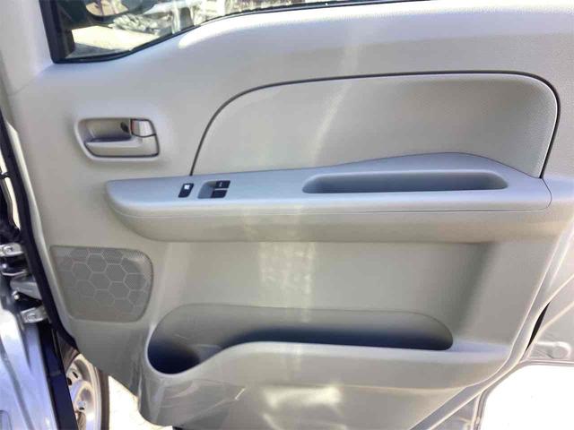 エブリイ ＰＡリミテッド　両側スライドドア　クリアランスソナー　レーンアシスト　衝突被害軽減システム　アイドリングストップ　ＣＶＴ　ＥＳＣ　エアコン　パワーステアリング　パワーウィンドウ（26枚目）