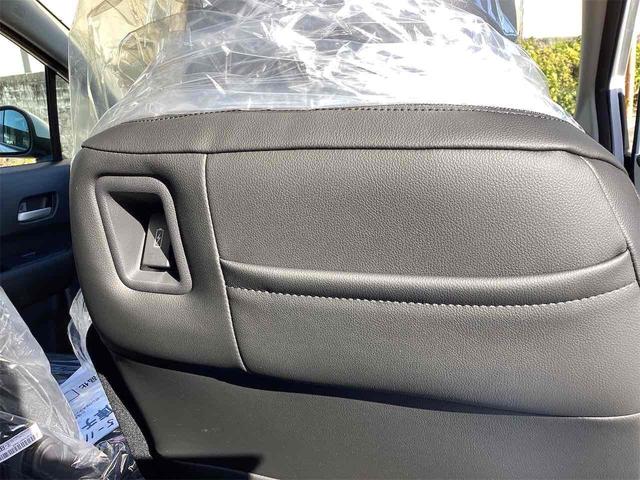 フリード ｅ：ＨＥＶエアー　ＥＸ　クリアランスソナー　オートクルーズコントロール　レーンアシスト　衝突被害軽減システム　両側電動スライドドア　オートライト　ＬＥＤヘッドランプ　スマートキー　アイドリングストップ　電動格納ミラー（31枚目）