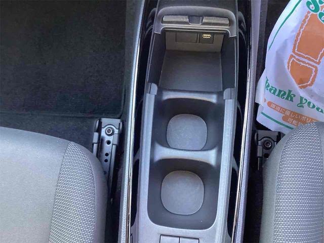 アクア Ｇ　ＥＴＣ　バックカメラ　ナビ　クリアランスソナー　オートクルーズコントロール　レーンアシスト　衝突被害軽減システム　オートマチックハイビーム　オートライト　ＬＥＤヘッドランプ（32枚目）