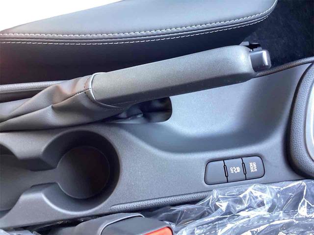 ヤリス Ｚ　ＥＴＣ　バックカメラ　ナビ　ＴＶ　クリアランスソナー　オートクルーズコントロール　レーンアシスト　衝突被害軽減システム　オートマチックハイビーム　オートライト　ＬＥＤヘッドランプ　スマートキー（12枚目）